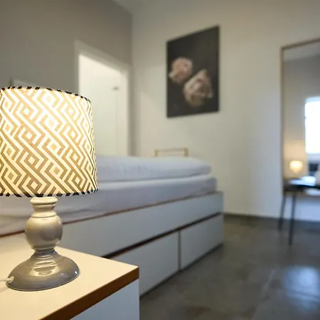 Kleine Moselruhe - Gemuetliche Ferienwohnung Bis 3 Personen - Zentral In Трабен-Трарбах Экстерьер фото